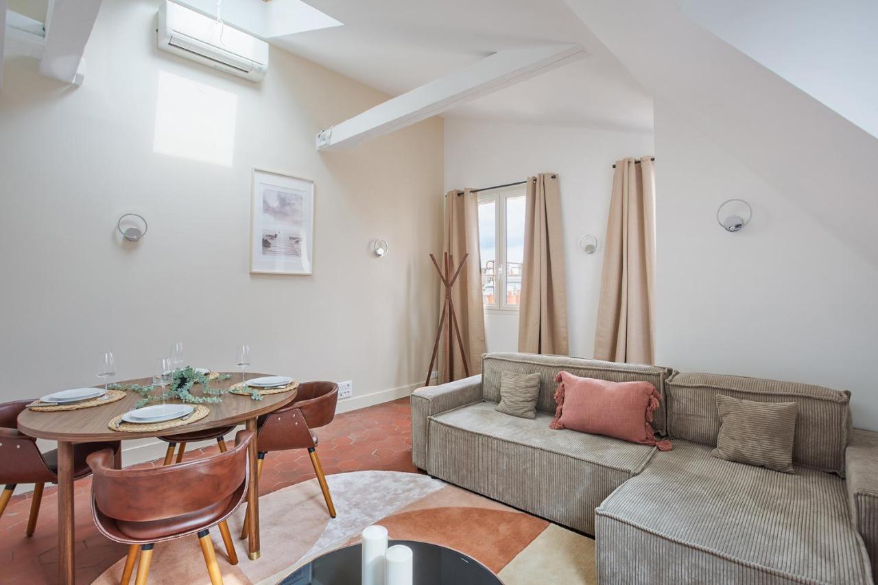 Apartement Montaigne George V By Studio Prestige パリ エクステリア 写真